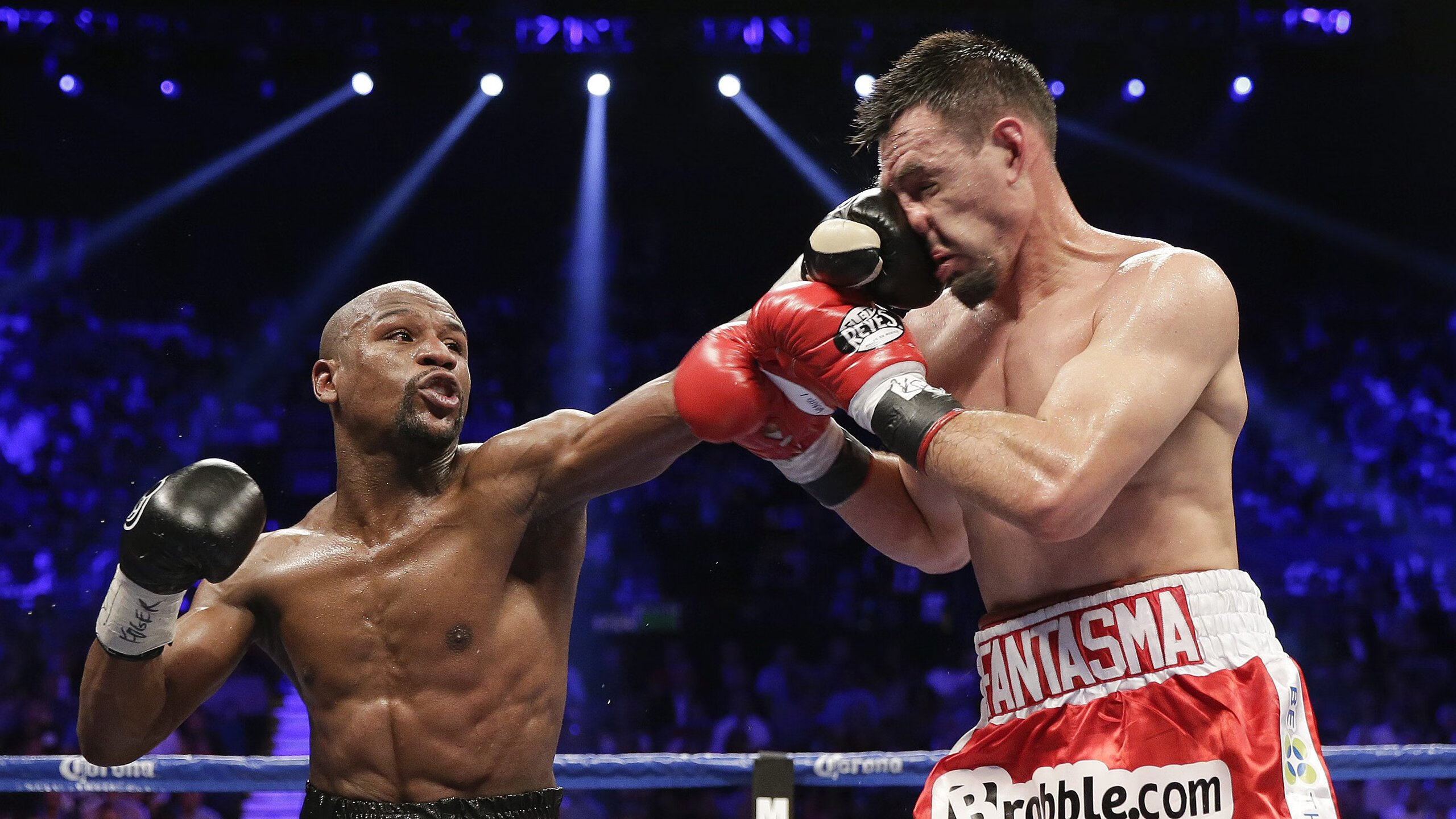 九游体育网页登陆-《堡垒之夜》“未来幻影”系列赛，创意无限，精彩不断！